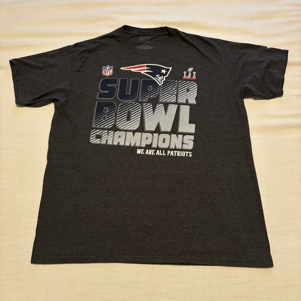 Men’s Fanatics Pro Line New England Patriots Super Bowl LI Champions Tee